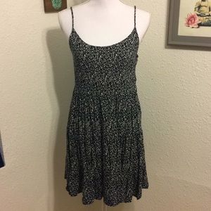 H&M Divided tiered side zip dress